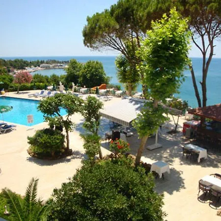 Lara 3* Antalya